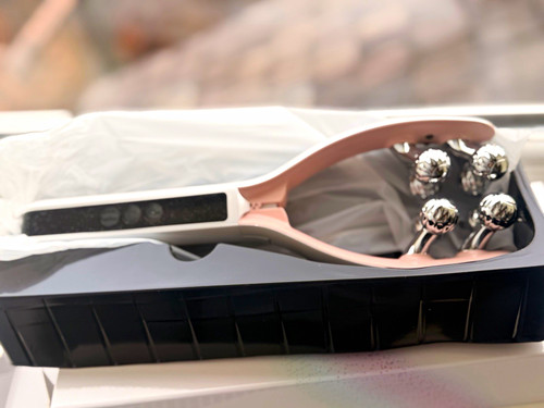 Face roller massager - v,